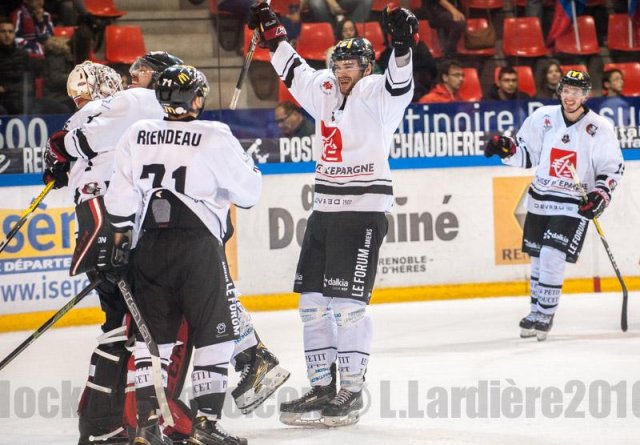 Photo hockey match Grenoble  - Amiens  le 09/10/2016