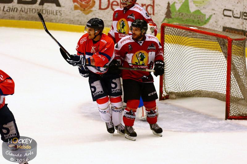 Chamonix / Morzine 3 - 2 Angers 