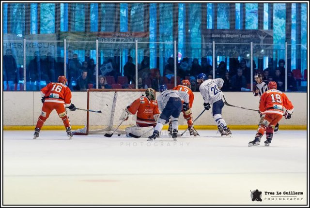 Photo hockey match Amnéville - Paris (FV) le 08/10/2016