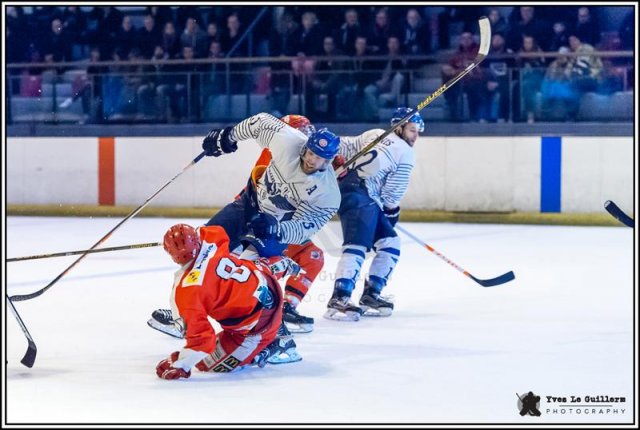 Photo hockey match Amnéville - Paris (FV) le 08/10/2016