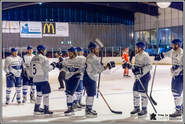 Photo hockey match Amnéville - Paris (FV) le 08/10/2016
