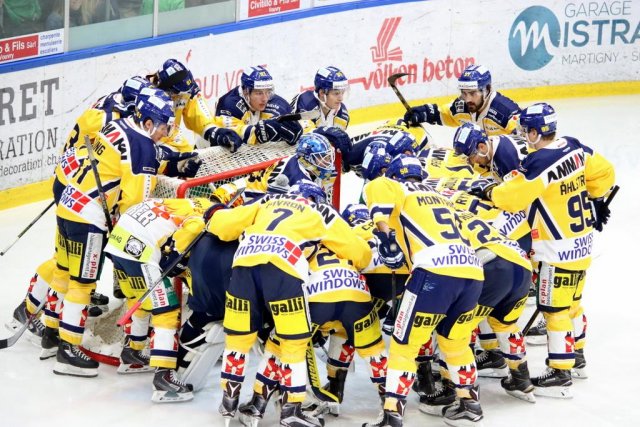 Photo hockey reportage NLB: Le HC Red Ice d’une courte tête