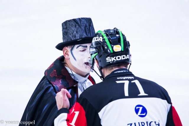 Photo hockey reportage NLB: Le HC Red Ice d’une courte tête