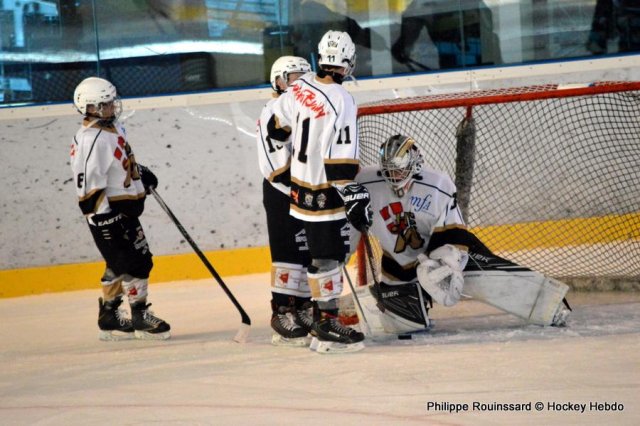 Photo hockey reportage Triomphe au Trophée Jeunes Talents