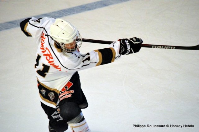 Photo hockey reportage Triomphe au Trophée Jeunes Talents