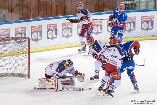 Photo hockey match Lyon - Grenoble  le 12/11/2016