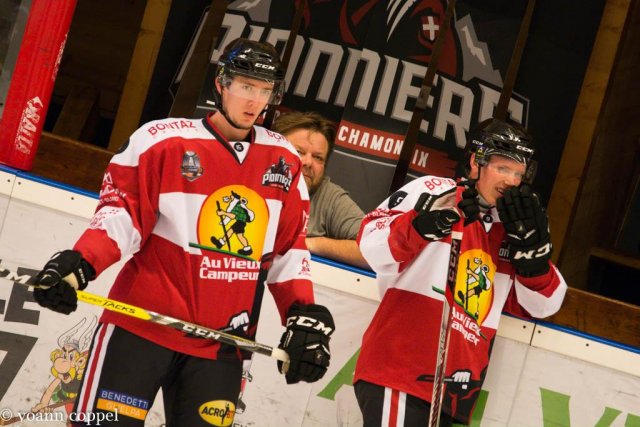 Photo hockey match Chamonix / Morzine - Grenoble  le 22/11/2016