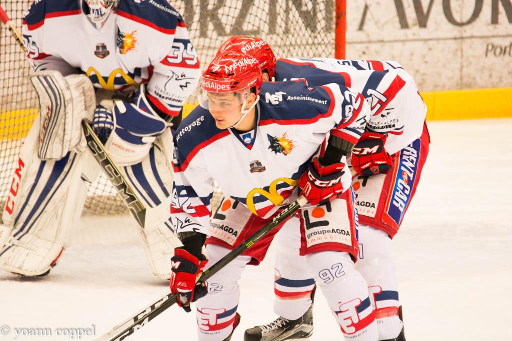 Chamonix / Morzine 0 - 5 Grenoble 