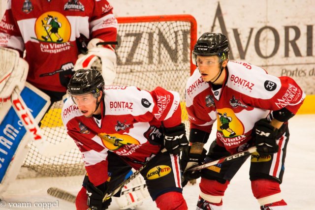 Photo hockey match Chamonix / Morzine - Grenoble  le 22/11/2016