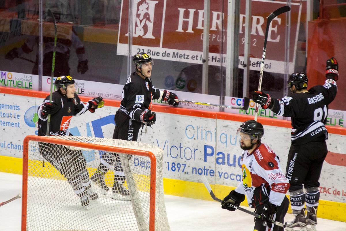 Amiens  3 - 4 Chamonix / Morzine