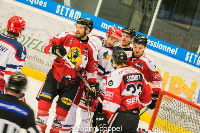 Photo hockey match Chamonix / Morzine - Grenoble  le 09/12/2016