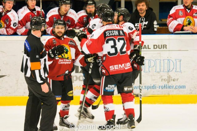 Photo hockey match Chamonix / Morzine - Grenoble  le 09/12/2016