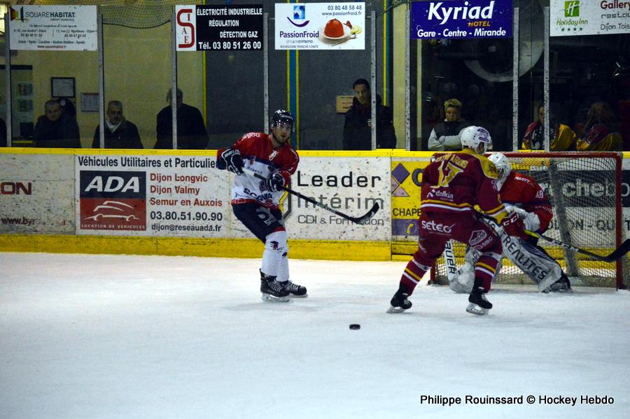 Dijon  2 - 5 Angers 