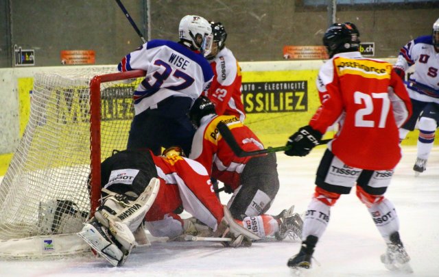 Photo hockey reportage ICHT: Résumé et photos de USA U17 - Suisse U17