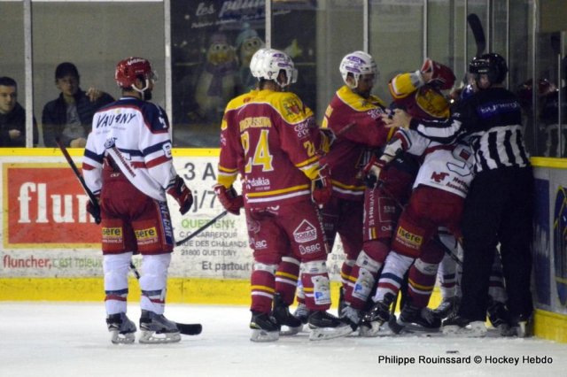 Photo hockey match Dijon  - Grenoble  le 23/12/2016