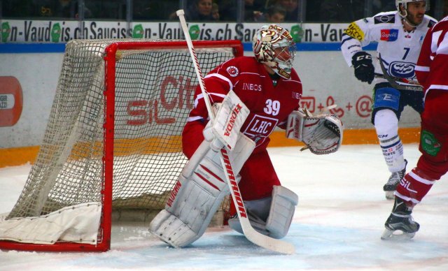 Photo hockey reportage NLA: Zuri n'a pas résisté