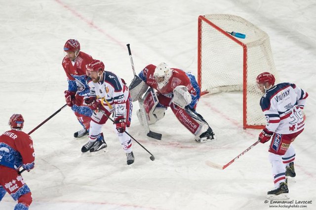 Photo hockey match Lyon - Grenoble  le 30/12/2016