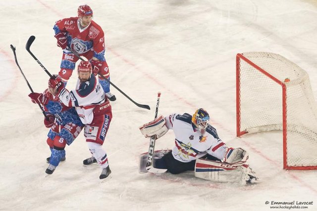 Photo hockey match Lyon - Grenoble  le 30/12/2016