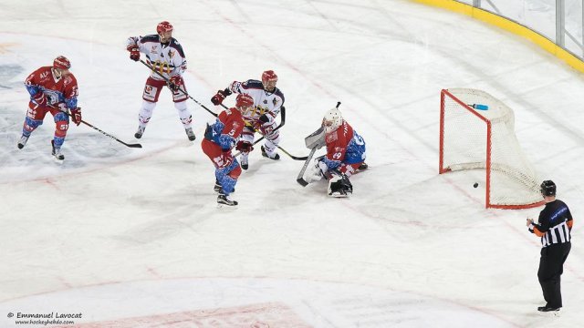 Photo hockey match Lyon - Grenoble  le 30/12/2016