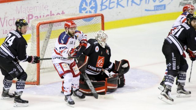 Photo hockey match Amiens  - Grenoble  le 17/02/2017