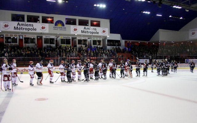 Photo hockey match Amiens  - Grenoble  le 17/02/2017