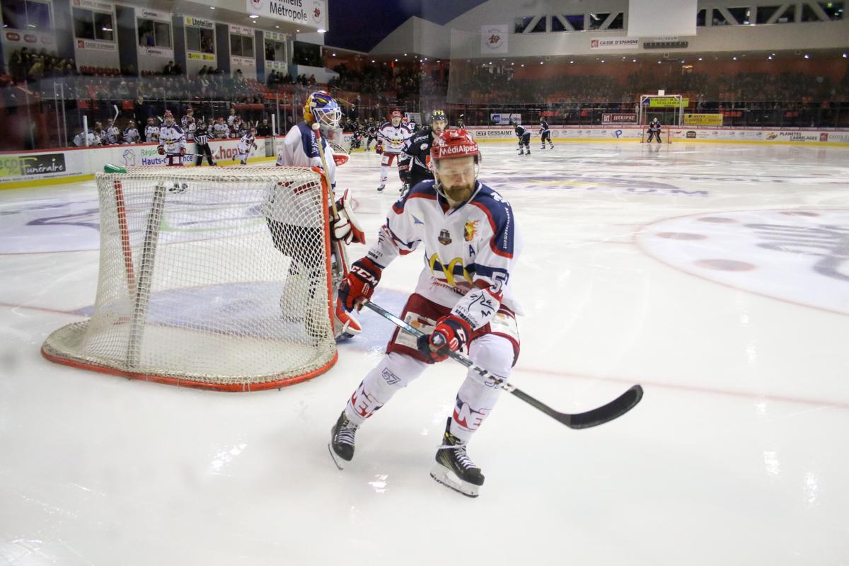 Amiens  1 - 6 Grenoble 