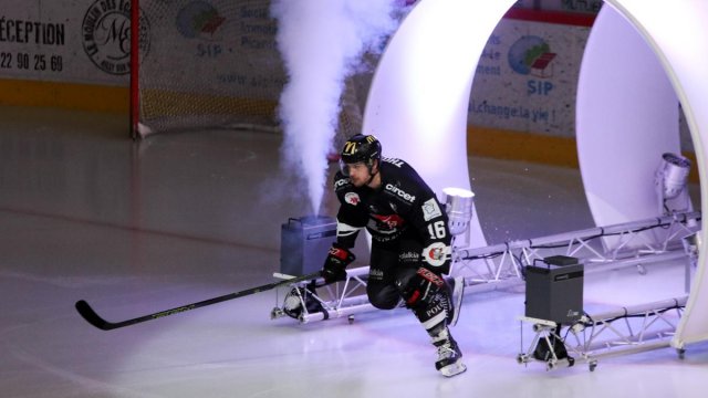 Photo hockey match Amiens  - Grenoble  le 05/03/2017