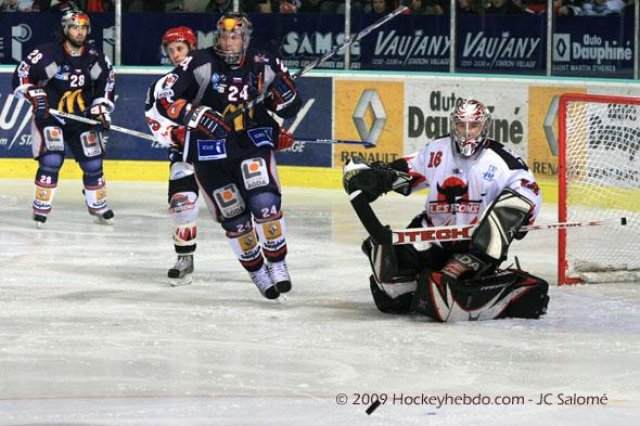 Photo hockey match Grenoble  - Neuilly/Marne le 14/02/2009