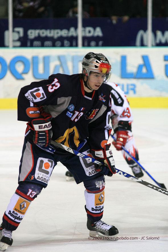 Grenoble  8 - 1 Neuilly/Marne