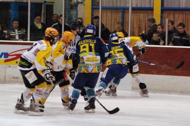 Photo hockey match Dijon  - Strasbourg  le 14/02/2009