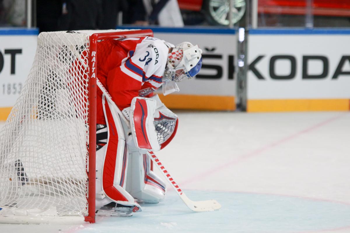 Czech Republic 1 - 4 Canada