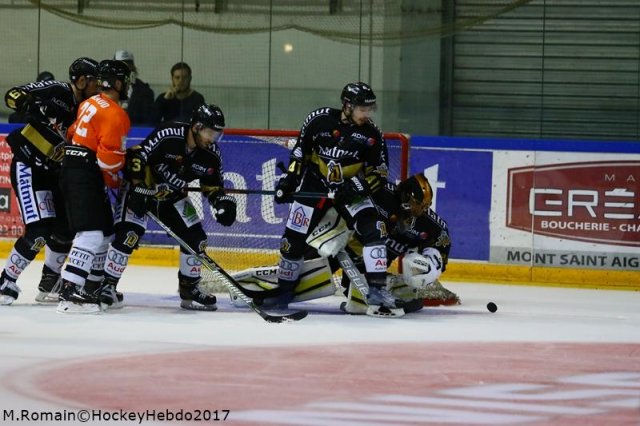Photo hockey match Rouen - Amiens  le 19/08/2017