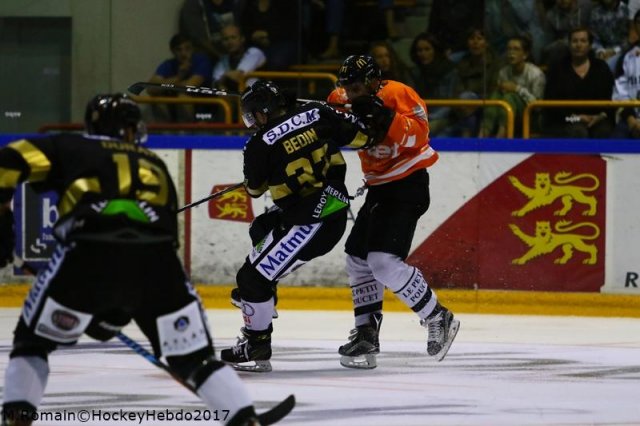 Photo hockey match Rouen - Amiens  le 19/08/2017