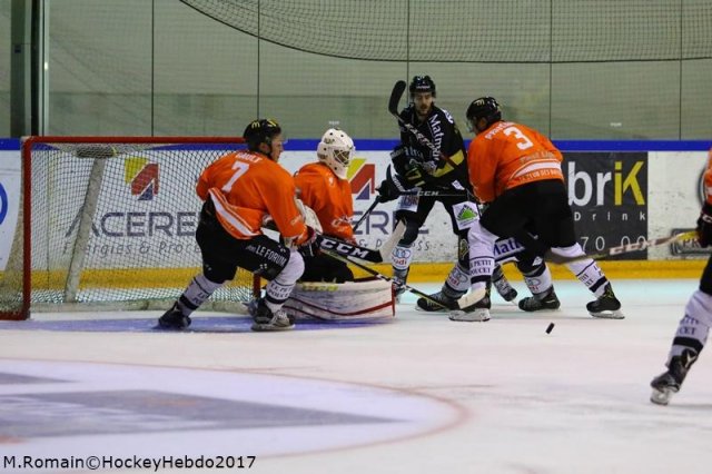 Photo hockey match Rouen - Amiens  le 19/08/2017