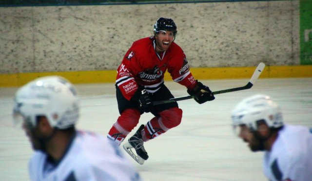 Photo hockey match Chamonix  - Ajoie le 22/08/2017