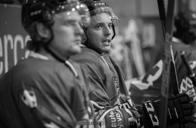 Photo hockey match Grenoble  - Chamonix  le 31/08/2017