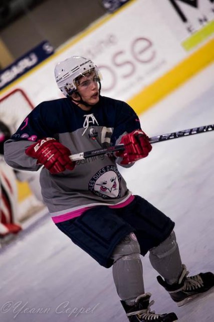 Photo hockey reportage Le HC 74 débute par un succès