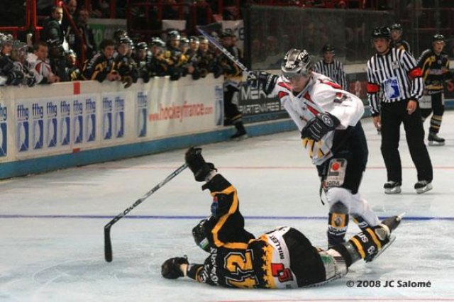Photo hockey match Rouen - Grenoble  le 10/02/2008
