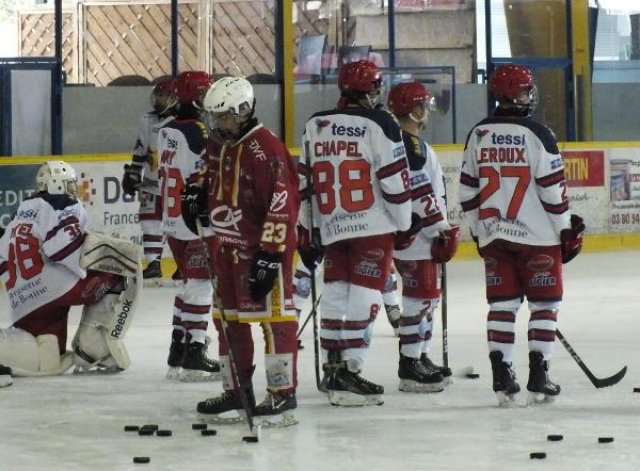 Photo hockey reportage U20 Élite, choc des extrêmes à Trimolet (+interviews)