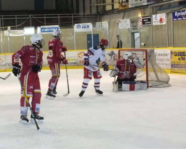 Photo hockey reportage U20 Élite, choc des extrêmes à Trimolet (+interviews)
