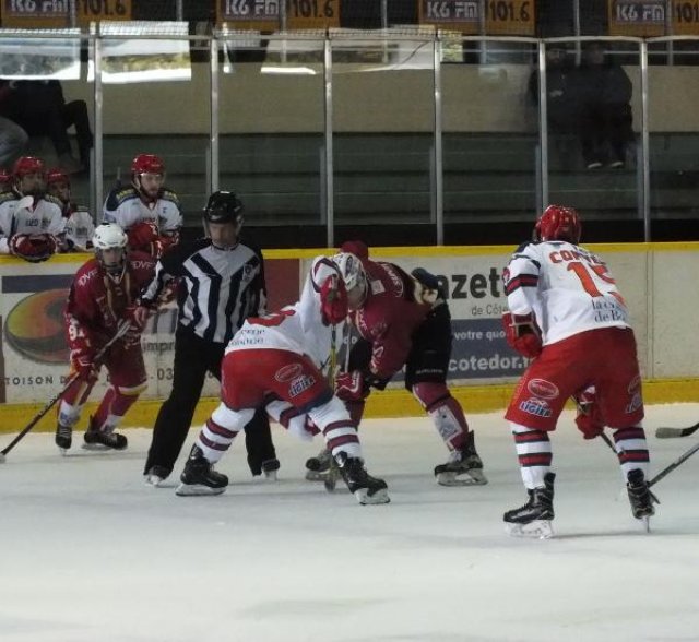 Photo hockey reportage U20 Élite, choc des extrêmes à Trimolet (+interviews)