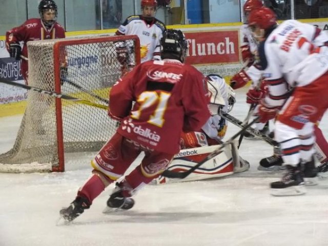 Photo hockey reportage U20 Élite, choc des extrêmes à Trimolet (+interviews)