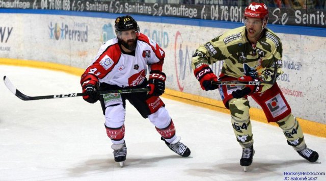 Photo hockey match Grenoble  - Amiens  le 04/11/2017