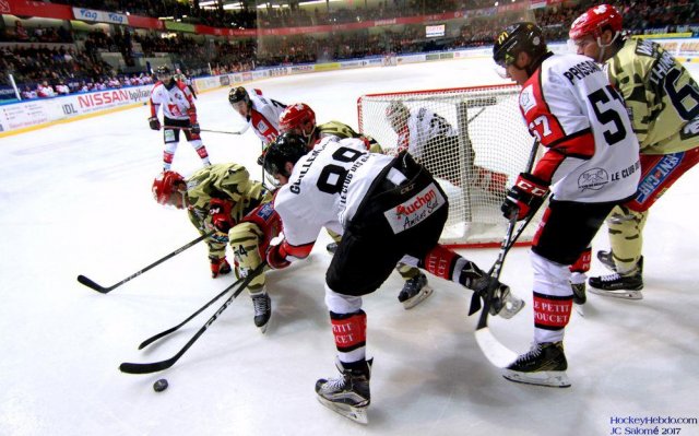 Photo hockey match Grenoble  - Amiens  le 04/11/2017