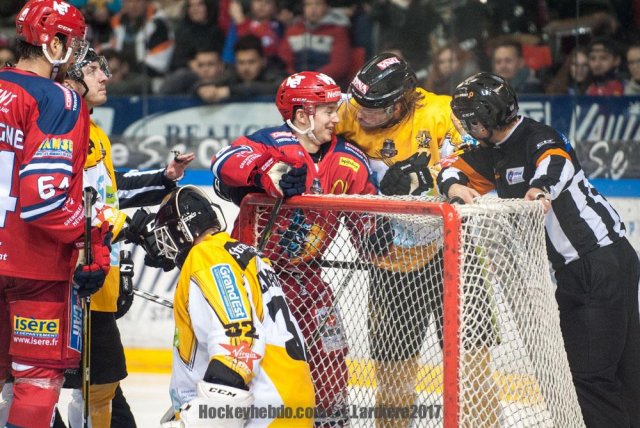 Photo hockey match Grenoble  - Strasbourg  le 05/12/2017