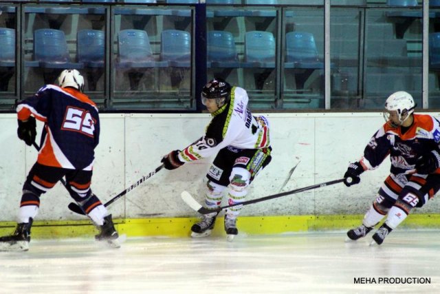 Photo hockey match Montpellier II - Nimes le 02/12/2017