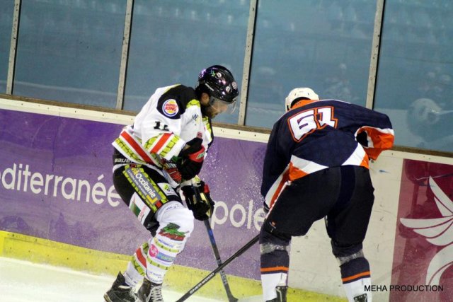 Photo hockey match Montpellier II - Nimes le 02/12/2017