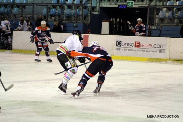 Photo hockey match Montpellier II - Nimes le 02/12/2017