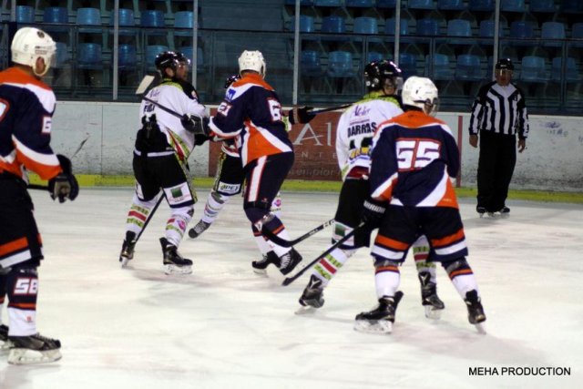 Photo hockey match Montpellier II - Nimes le 02/12/2017