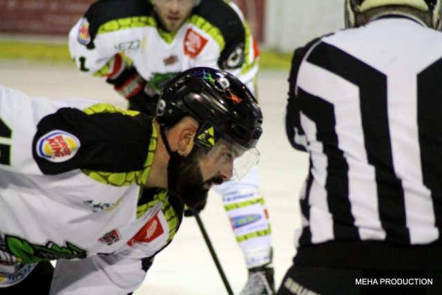 Photo hockey match Montpellier II - Nimes le 02/12/2017